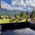La Roca Garden & Adults Only Casa de hóspedes 4*