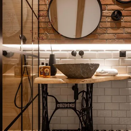 La Roca Garden & Adults Only 4*