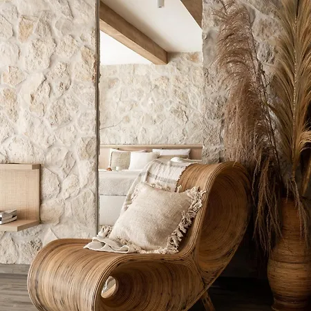 La Roca Garden & Adults Only Πανσιόν 4*