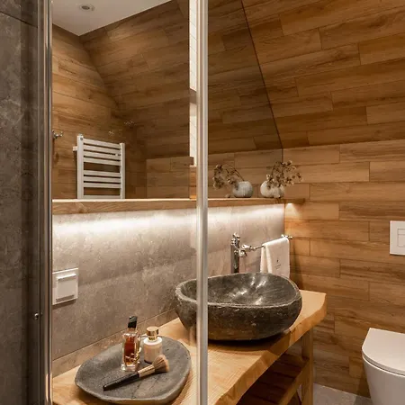 La Roca Garden & Adults Only 4*