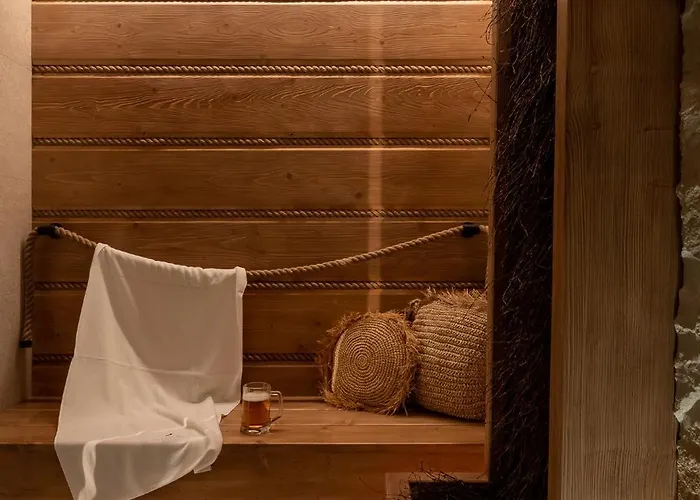 La Roca Garden & Adults Only