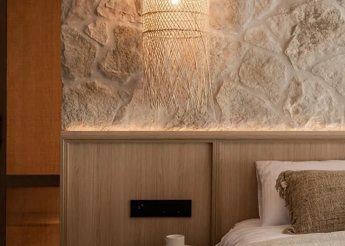 게스트하우스 La Roca Garden & Adults Only 4*